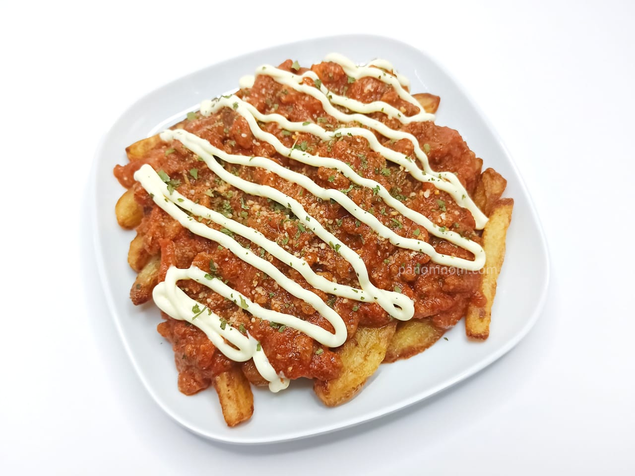 Recipe of Beef Bolognese Fries with Cheese | Panomnom